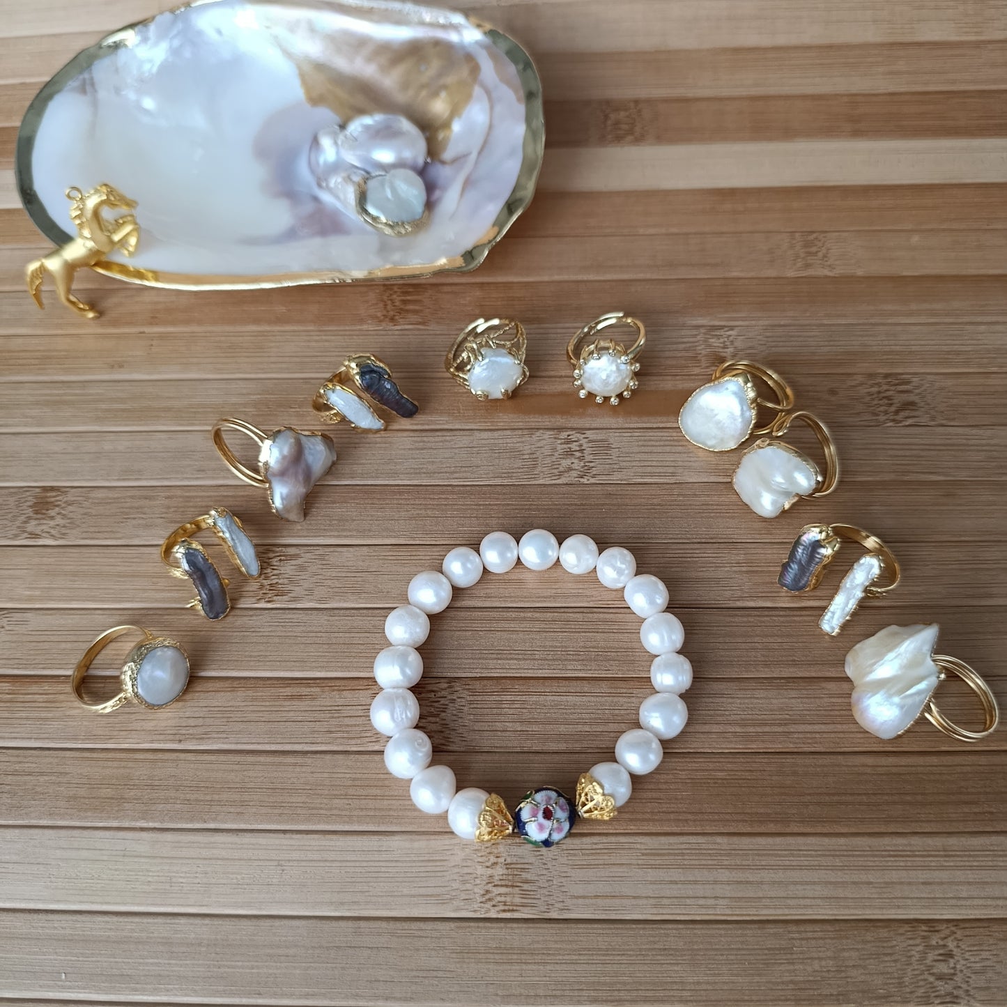 Çiçekli Boncuklu İnci Bileklik