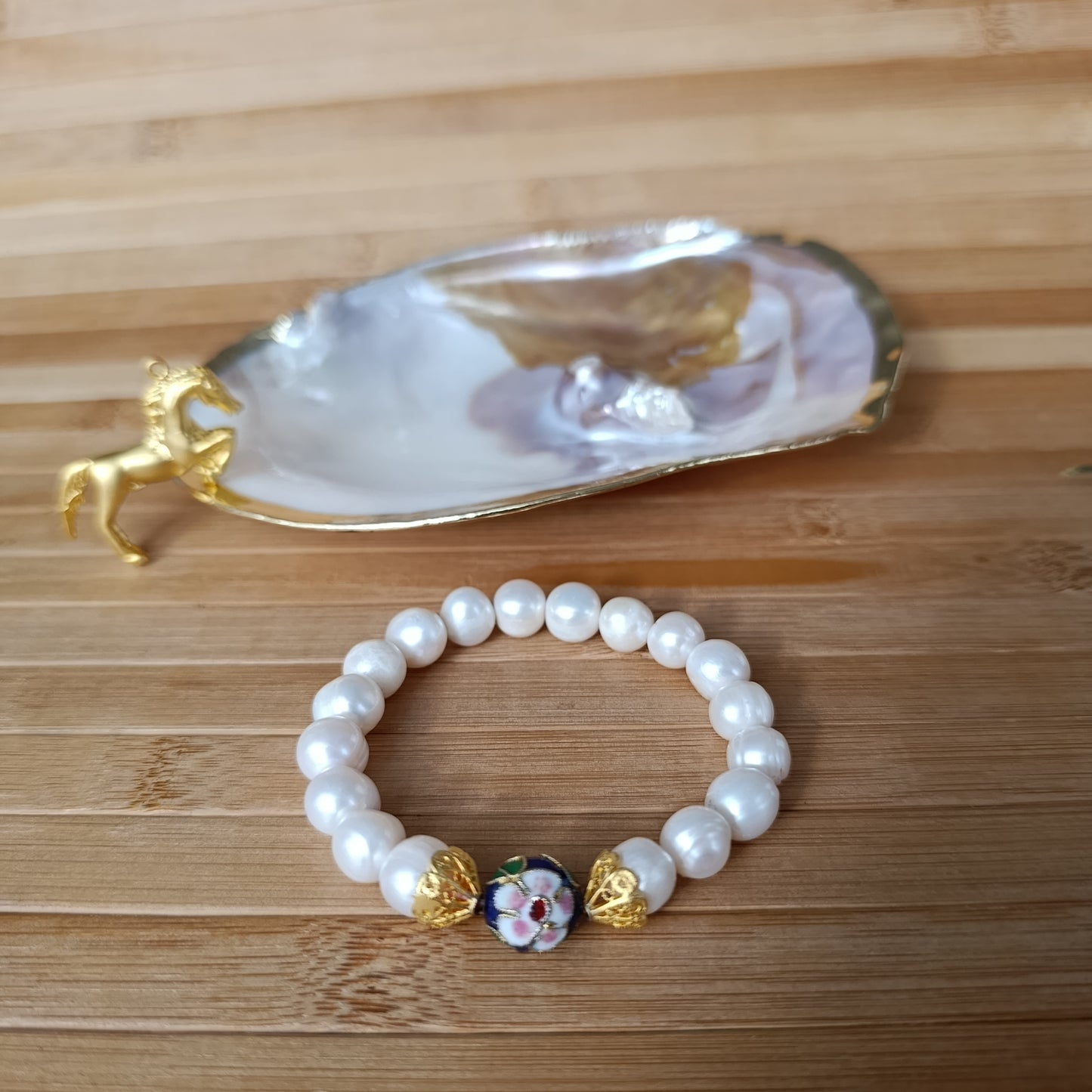 Çiçekli Boncuklu İnci Bileklik