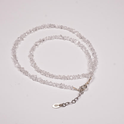 Herkimer kuvarslı gümüş kolye
